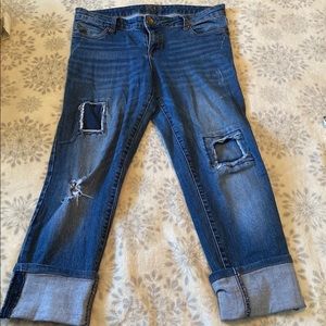 Ladies denim cropped jeans